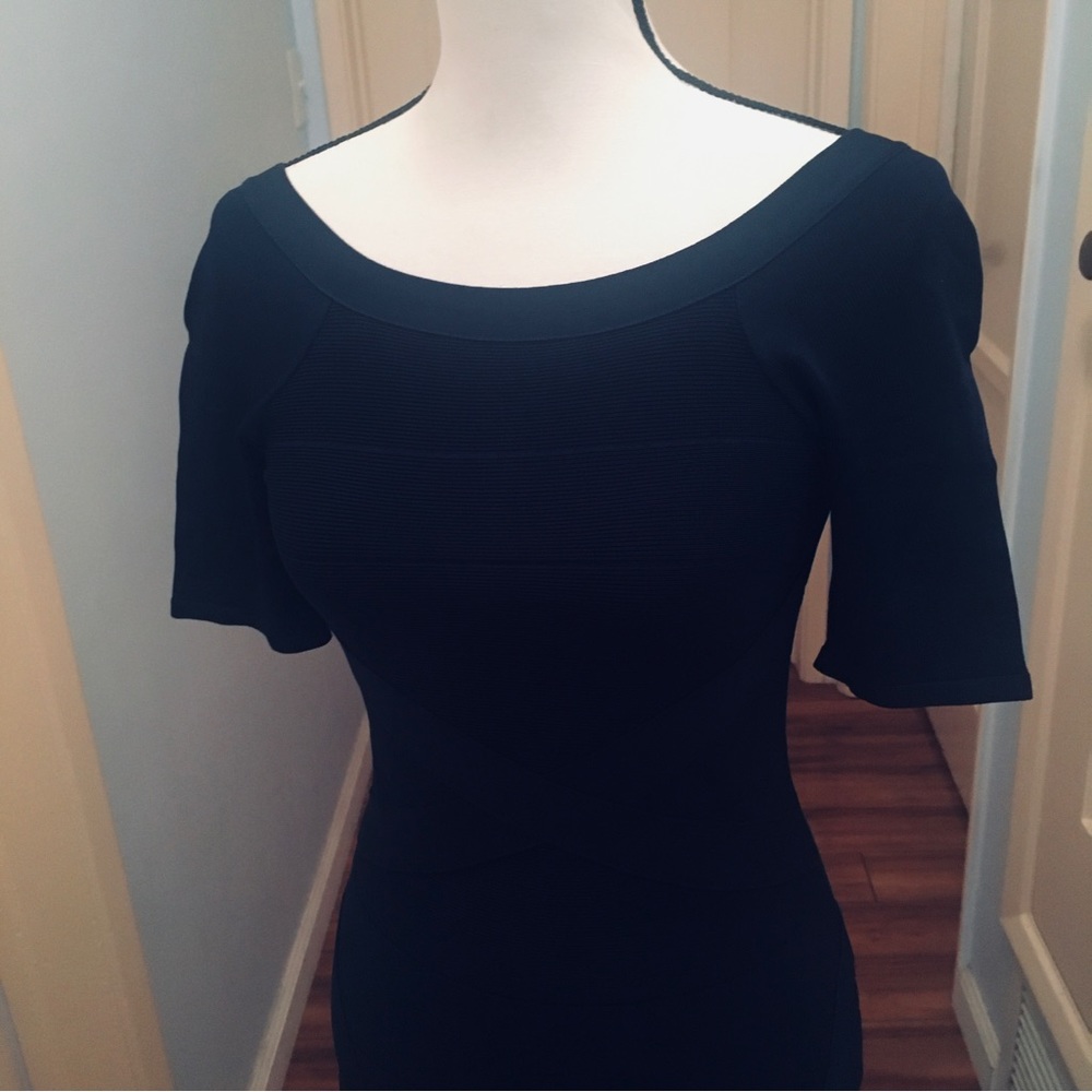 A bandage dress like new